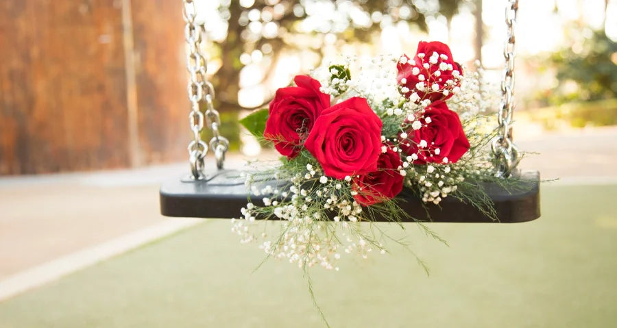 Find the Best Anniversary Flowers that Tell Your Love Story
