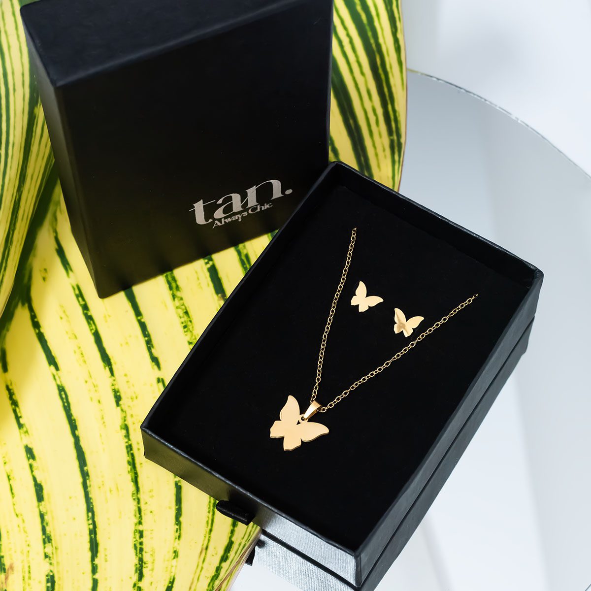 Butterfly Glow Pendant Set