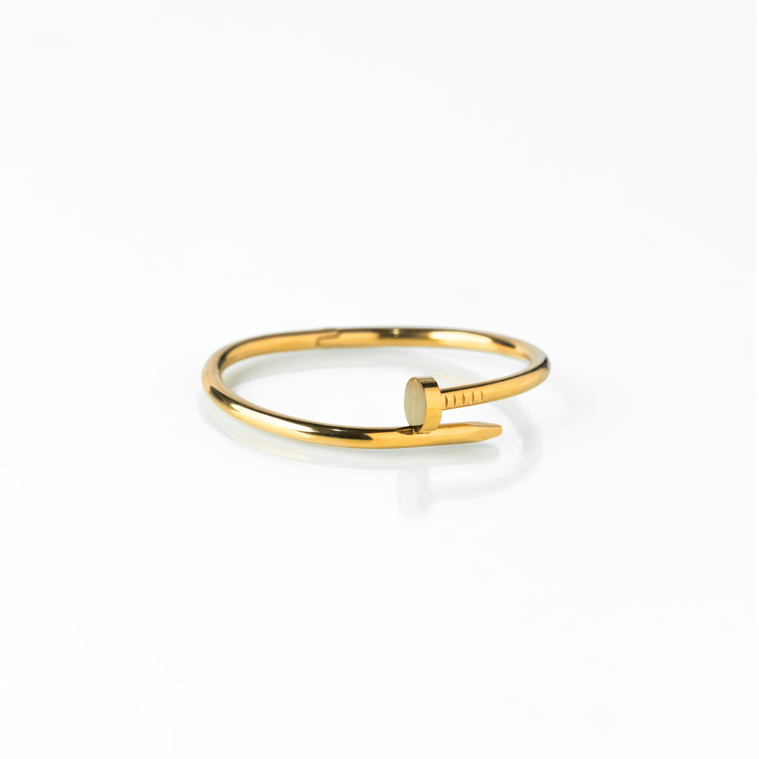 Aurora Nail Cuff
