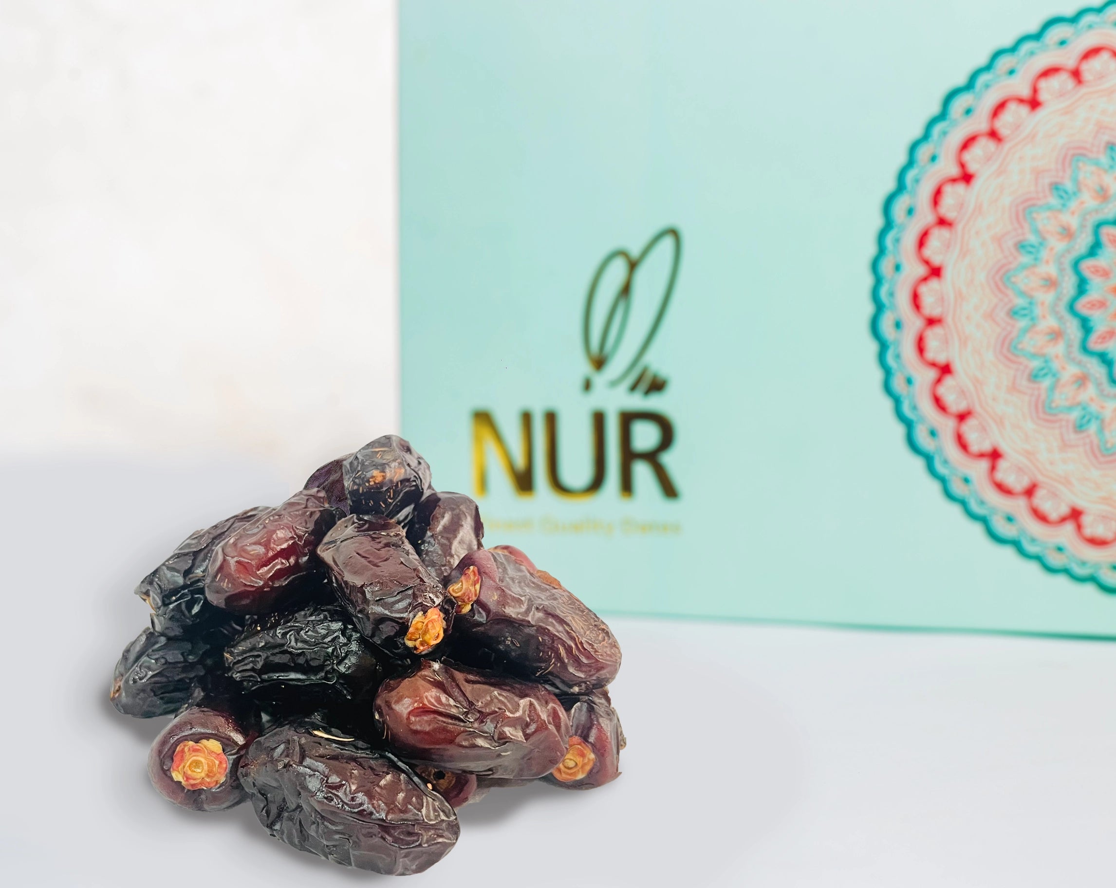 Premium Dates Box