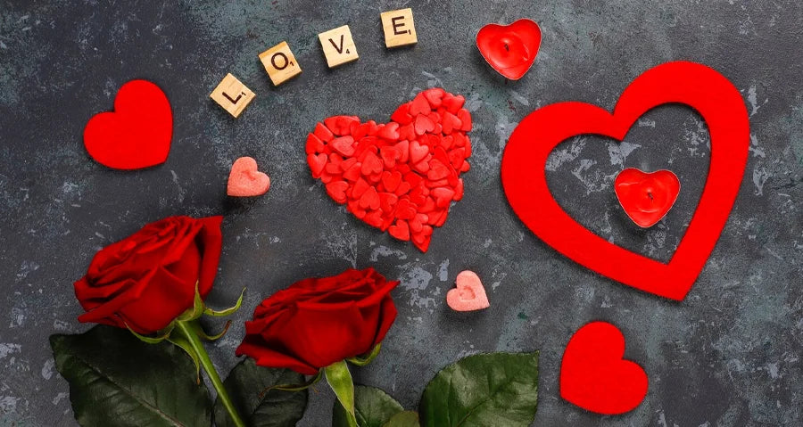 From Romantic Roses to Lovely Moments on the Anniversary