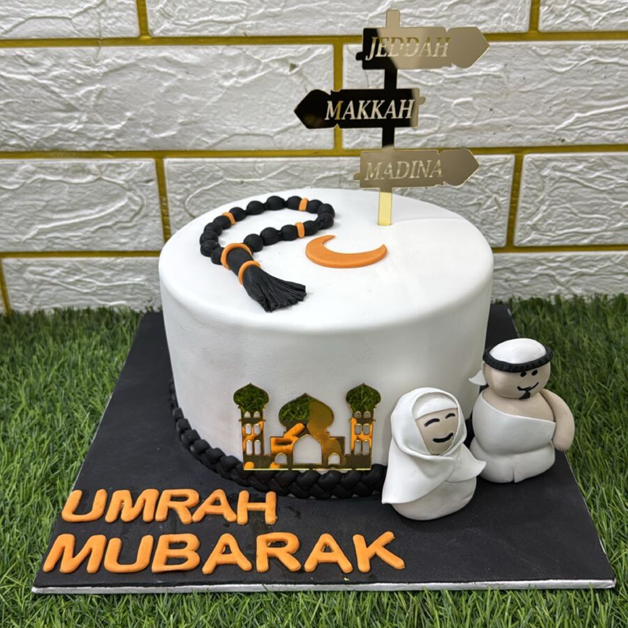 Umrah Mubarak Cake (4 Lbs)