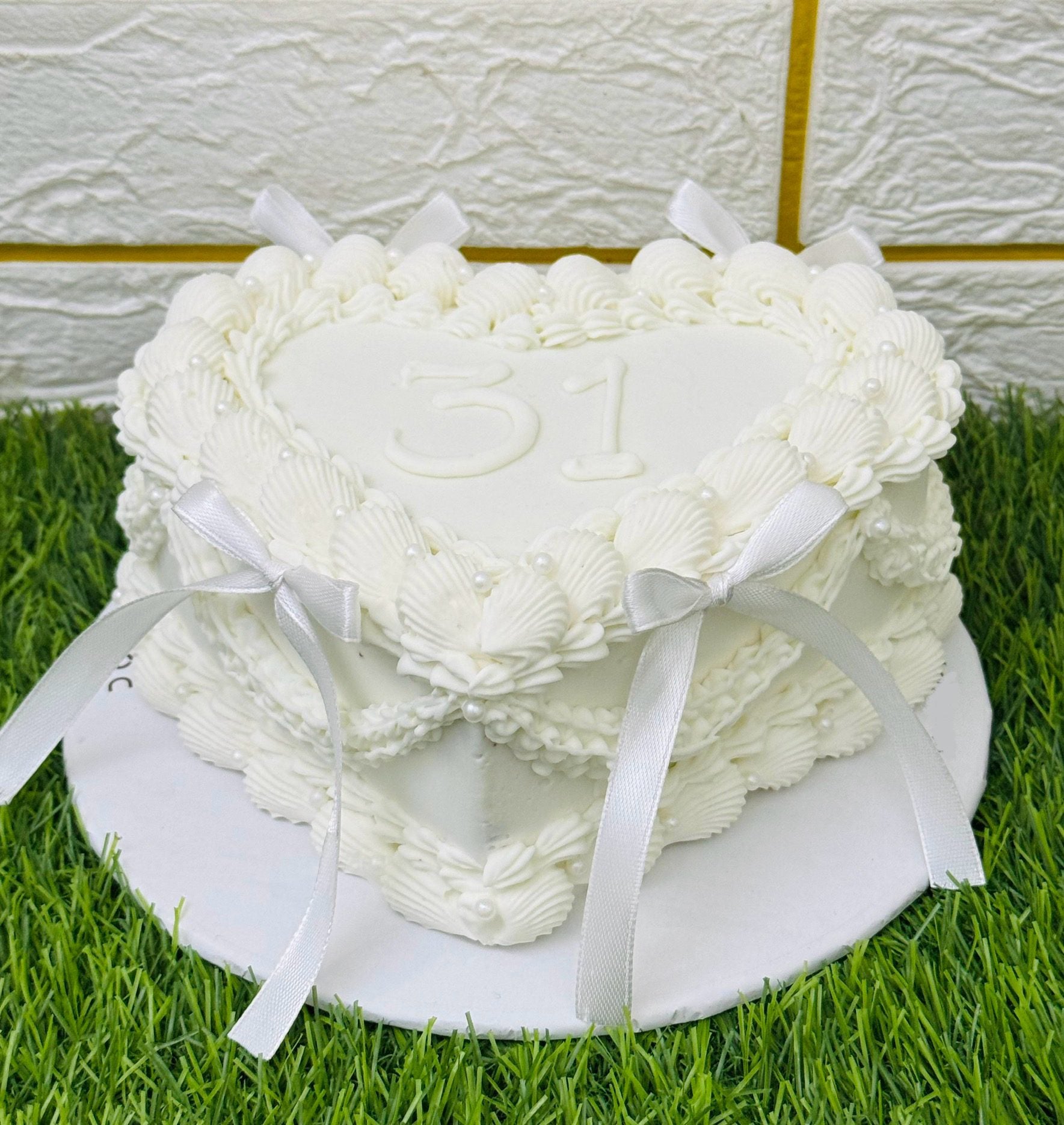 Velvet White Cake