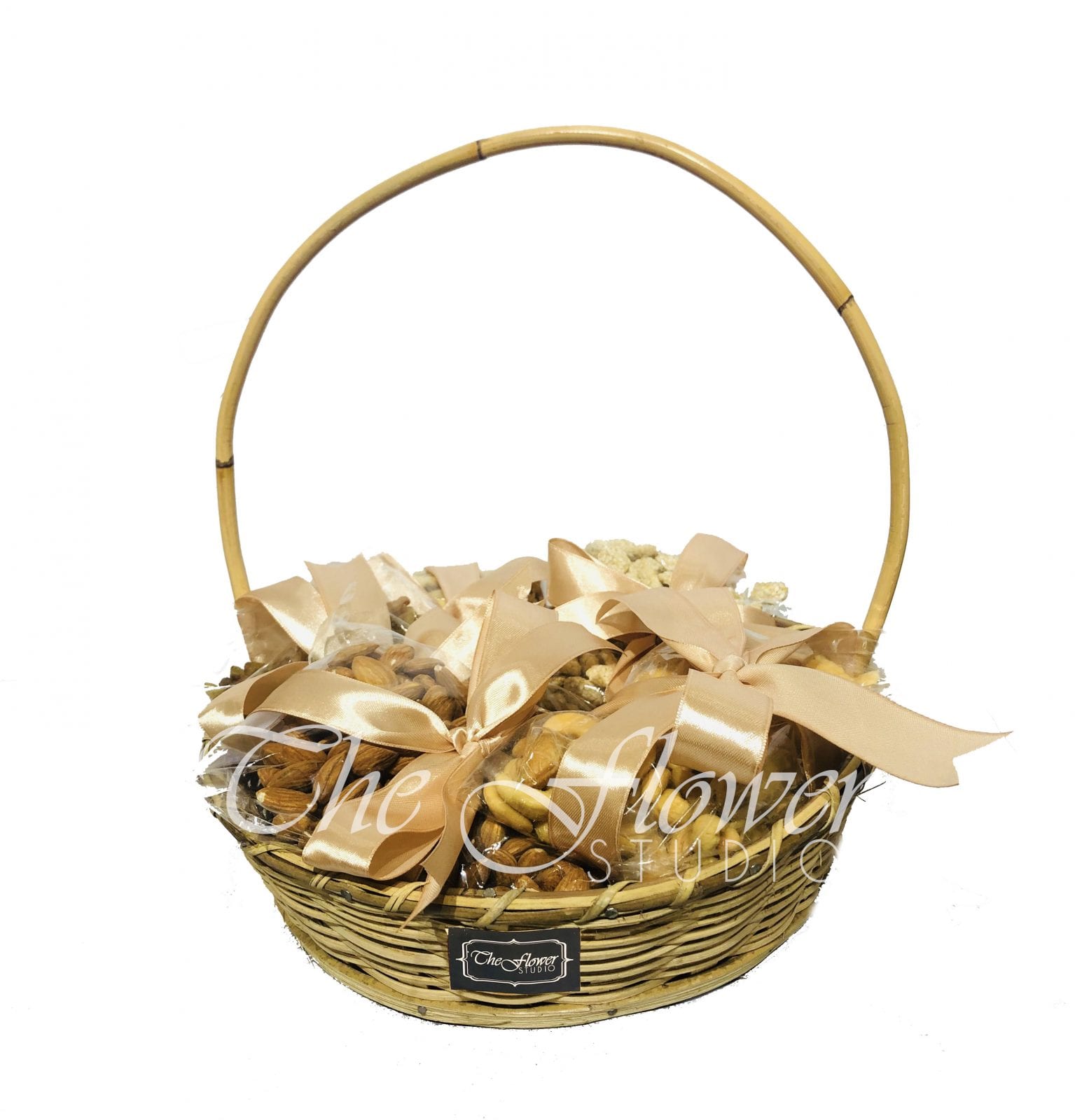 DryFruit Basket (1 KG) Send Dryfruit Gift Baskets to Pakistan