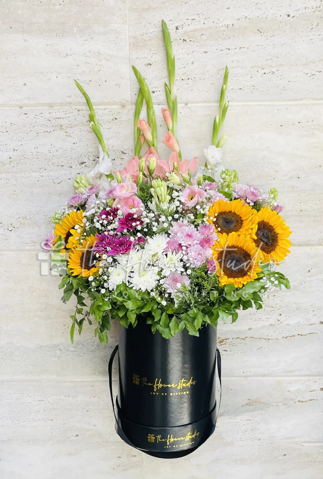 fresh mixed flower bouquet