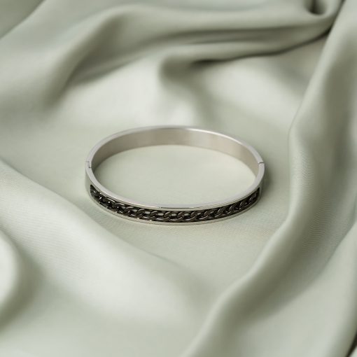 Ironlink Cuff - Image 3